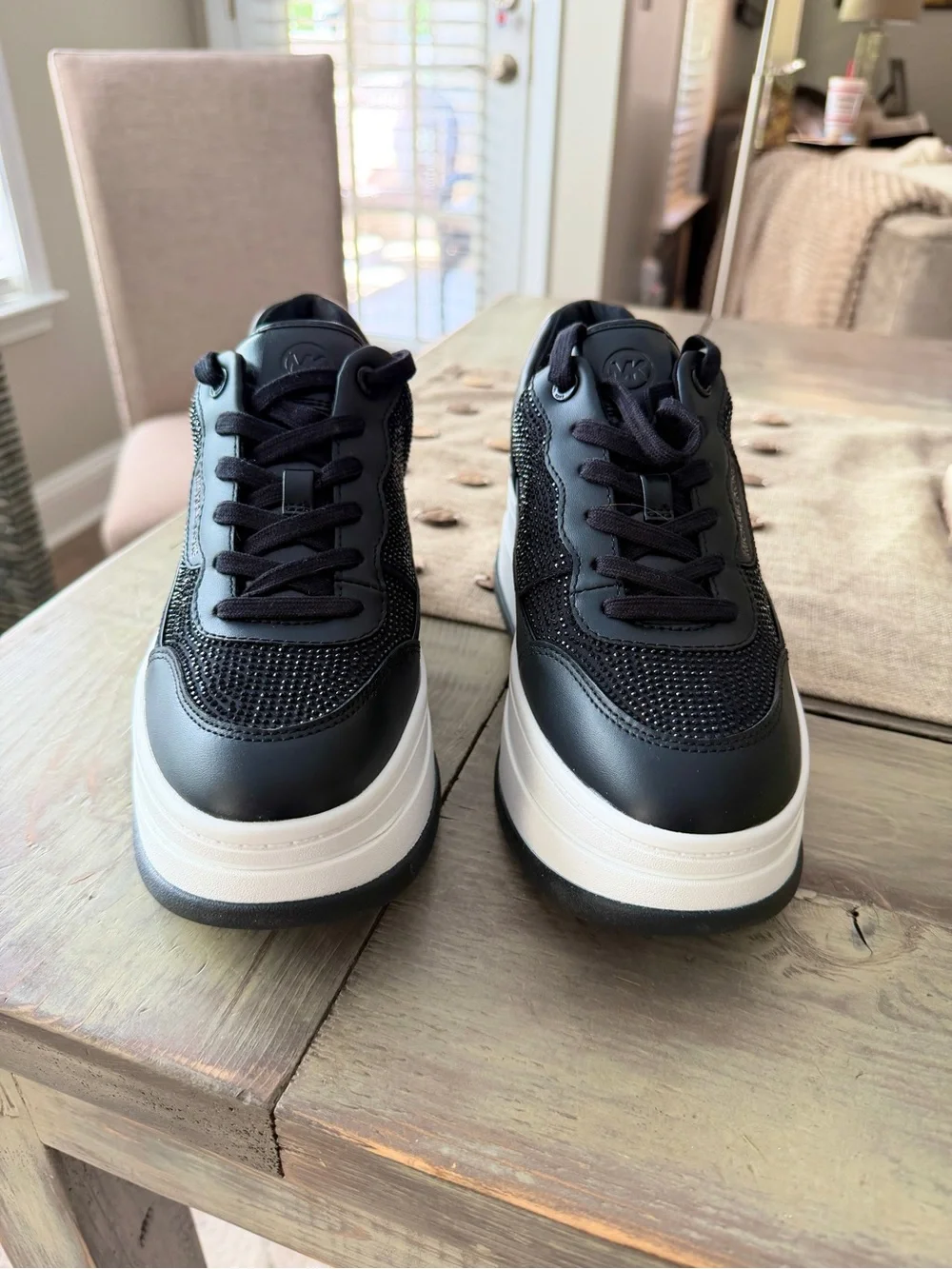 NWT MICHAEL KORS Hayes Embellished Leather Sneaker - Size 8.5